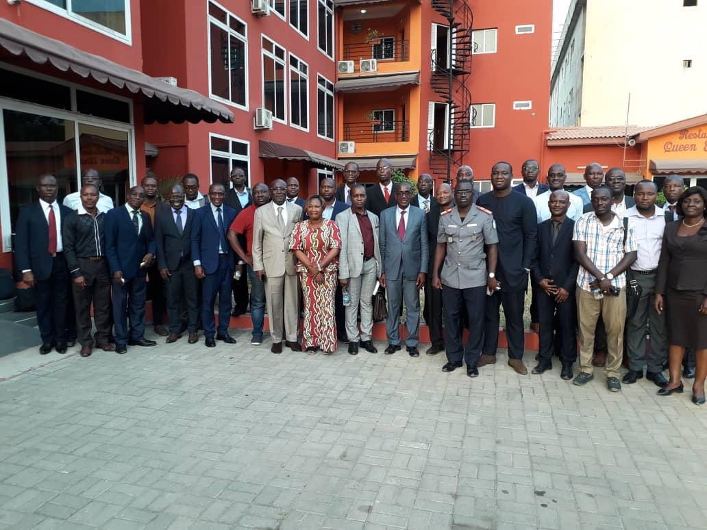 onesimec's tweet photo. Côte d’Ivoire National Institute of Public Hygiene is conducting the Emergency Medical Team Awareness workshop from February 18th to 20th, 2020, with support from WAHO and WHO, with a special emphasis on Covid 2019 https://t.co/QtLv5maUmE