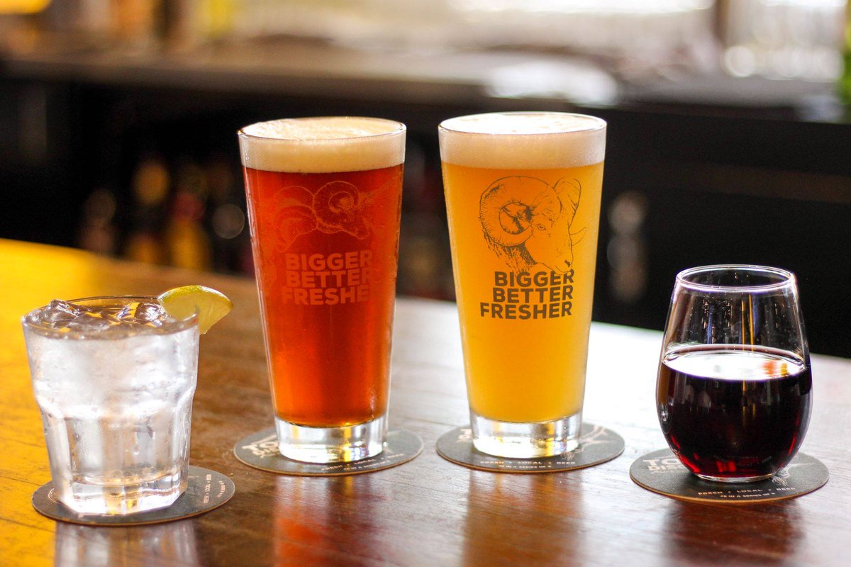 CBandPotts's tweet photo. Today is National Drink Wine Day, so why not join us for some wine?  Stop by after work for a happy hour glass or two! https://t.co/tBHrVsZfPu