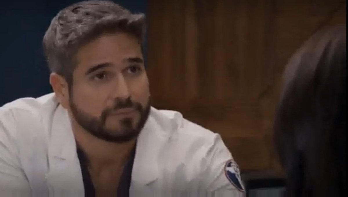 DaniArenasCol's tweet photo. #CollagesyCapturas #2Parte #MejoresMomentos #Davina #DavidYRegina @DanArenas @liviabritoof @MedicosOf #MedicosLineaDeVida #Capitulo71 #ConLasEstrellas #TeamMedicos #TeamDavina  #FinalFelizParaDavina 😍❤💏💗💓🔥😘🥰💋🌞🌈🙏🏼 https://t.co/7KAds8TfQy