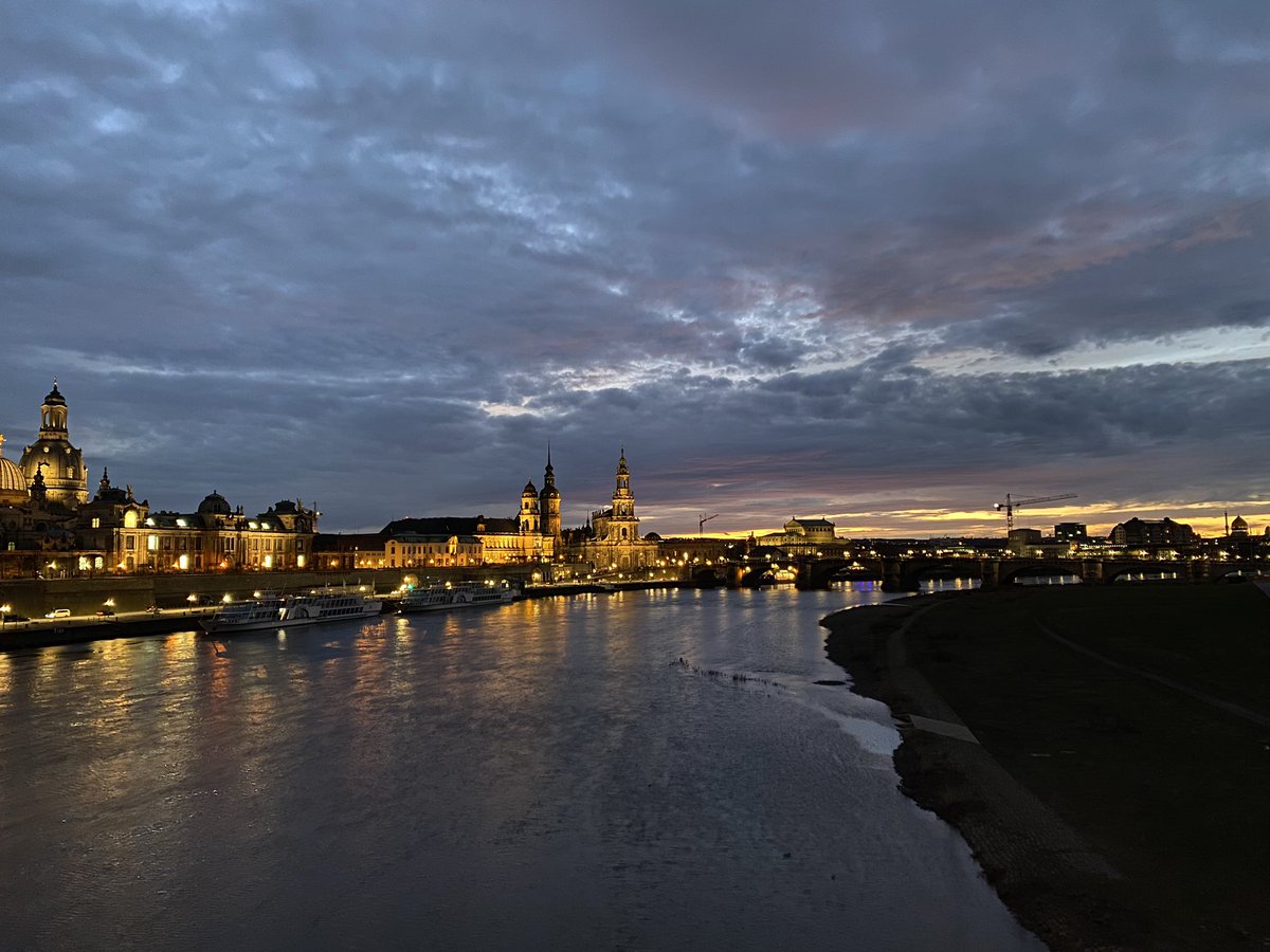 IDR_eV's tweet photo. Und wieder geht eines unsere Module zum zertifizierten Rechnungsprüfer zu Ende. 
Nächste Woche geht es in Erfurt weiter. https://t.co/Jq8kc8Uqdt