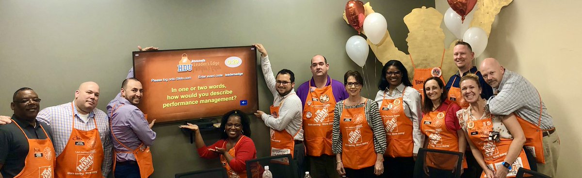 KadeKasner's tweet photo. D92 is ready and excited for 2020 and an amazing #leadersedge https://t.co/gKdo7laz9a
