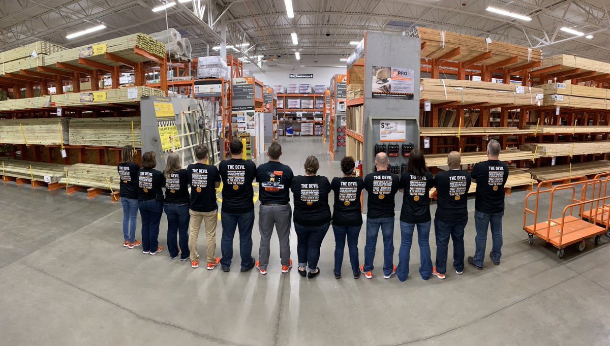 A day together is a day we show support together! Fight4aCure! #IamTheStorm! #WorkFamily 💪❤️@Megan_Watson55 @JustinReedTHD @RickieBoutwell @berry81us @DaveHulganVOLS @RyanHallTHD804 @carolgene015 @robertkirkham26 @JHW1077 @MelissaKTHD @ThdKelly