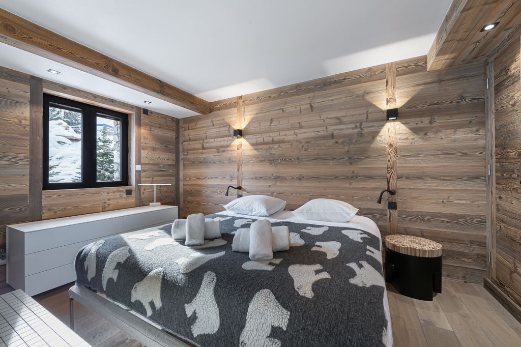 CimalpesEstate's tweet photo. 🏠 #COUPDECOEUR | Superbe appartement en vente dans une résidence neuve avec terrasse à proximité du centre de Val d'Isère. Vous y retrouverez une alliance parfaite entre l'architecture traditionnelle et une décoration contemporaine. 

https://t.co/SN6bPmsZ4U https://t.co/Tm6gOecqYI