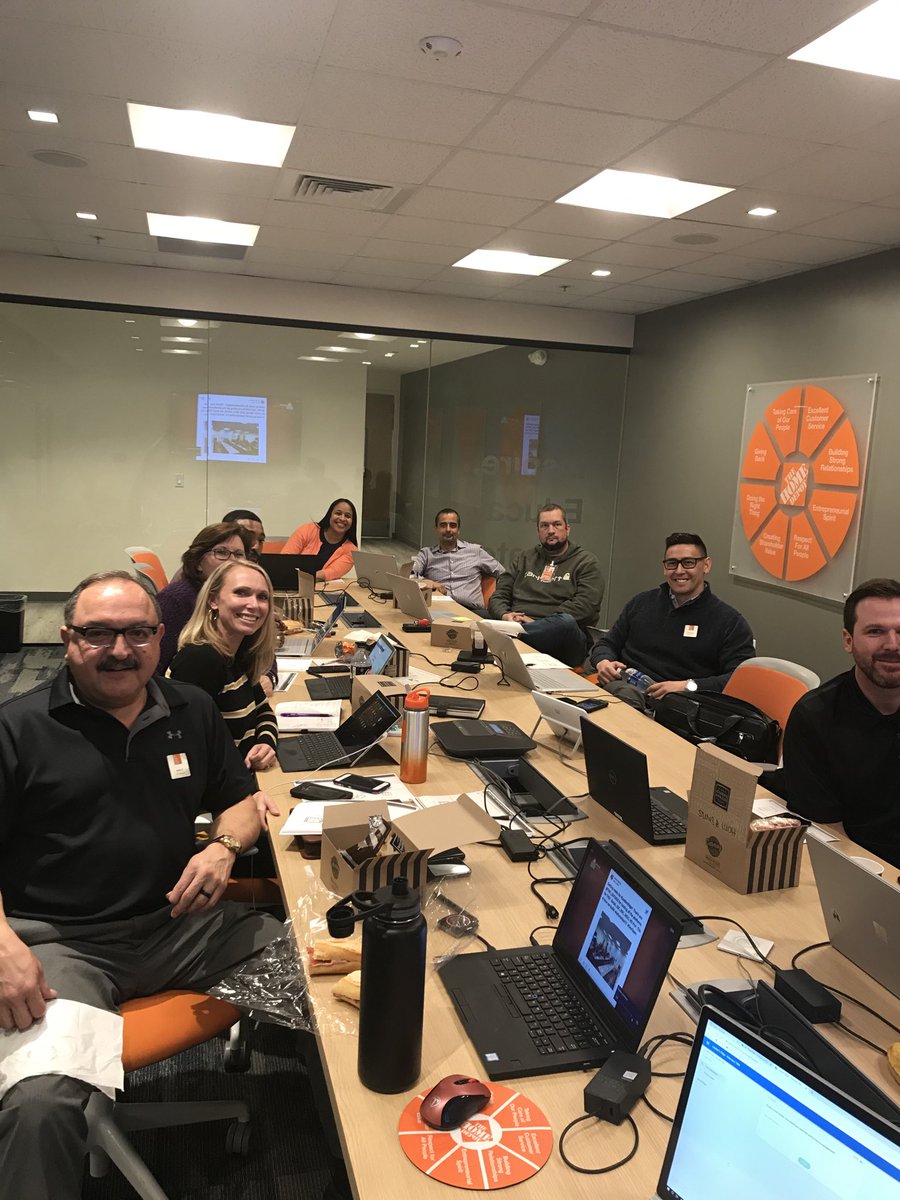 DHRMKimKrische's tweet photo. The one and only HDDC is engaged and excited for Leaders Edge! #leadersedge ⁦@HDDC_DM⁩ ⁦@AnthonySD_HDDC⁩ https://t.co/enx4SfCxjR