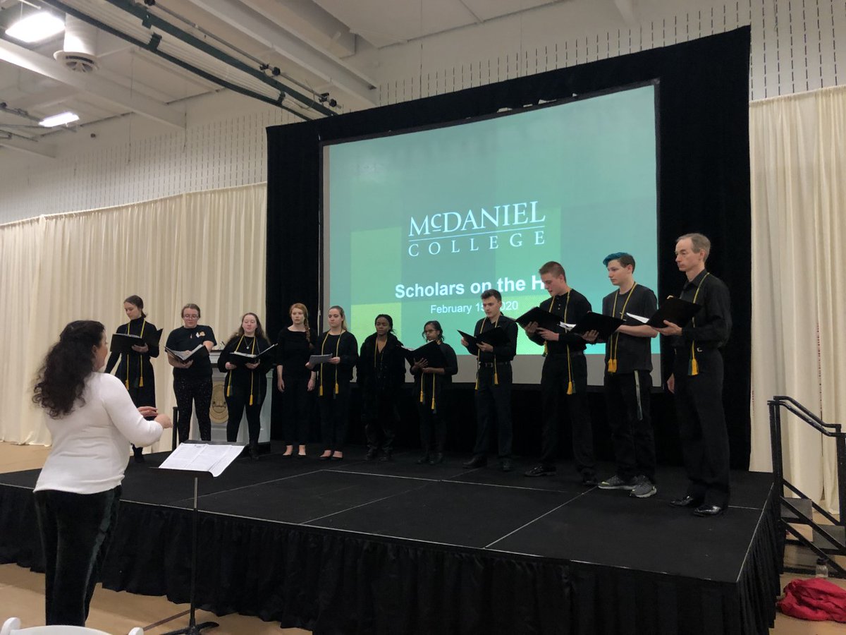 McDanielCollege's tweet image. We welcomed over 170 prospective students to campus over the weekend for our annual Scholars on the Hill event! 
Students and their families heard about research opportunities, met faculty members and learned more about the #HonorsProgram while enjoying our campus.