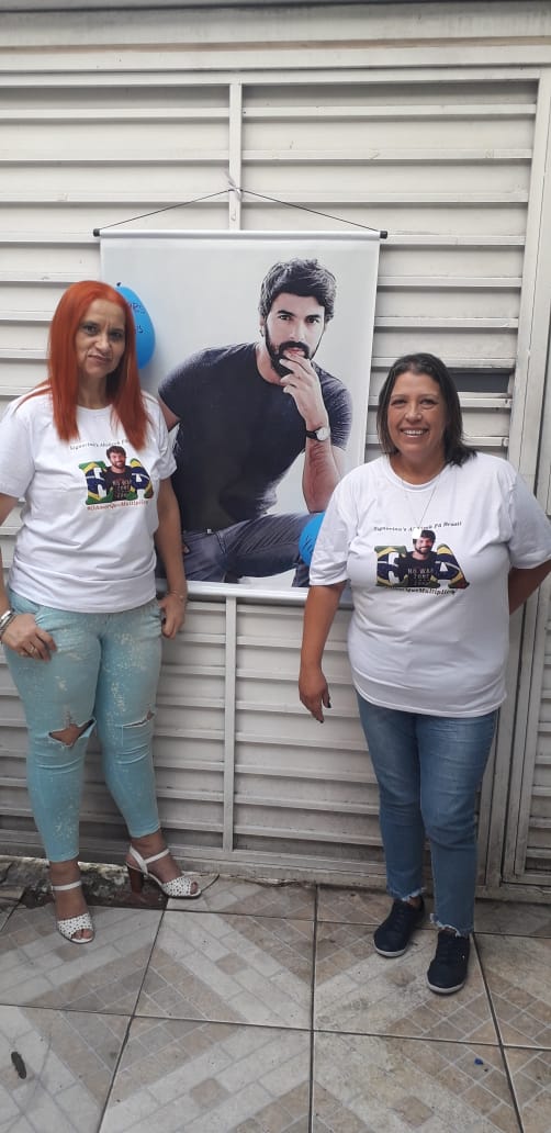 EnginAkyurekBRA's tweet photo. Encontro das Signorina's Akyurek comemorado o 4 ano do primeiro fã clube brasileiro de #EnginAkyürek 
Fevereiro/2020 🌷🌷👏👏👏 https://t.co/VapYdNbhxj