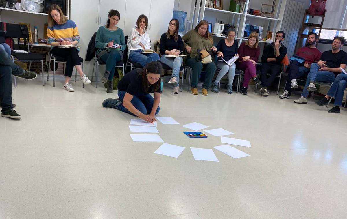 Escola dels Encants tweet media