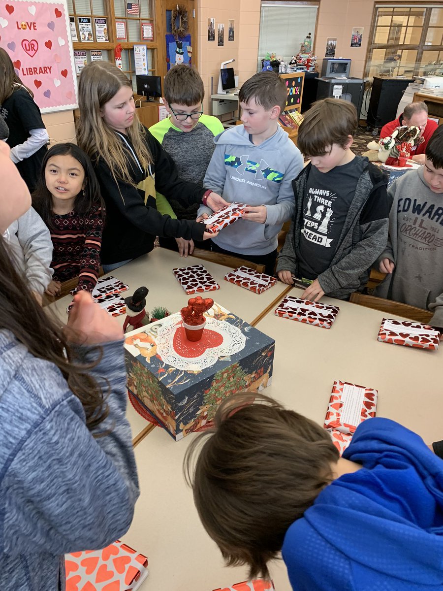 kbiege's tweet photo. #SDJInnovators, #SDJanesville, #SDJRooseveltes More 5th grade fun with selecting and unwrapping our February picks! https://t.co/99VYLByUjO