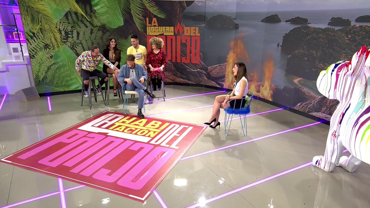 lahabdelpanico's tweet photo. Os vais a quedar de hielo con el programa de hoy 😱 ¡Arranca #LaHabitaciónDelPánico! 👉 https://t.co/PqfHsZbLT5 https://t.co/fAMjSLoxvF