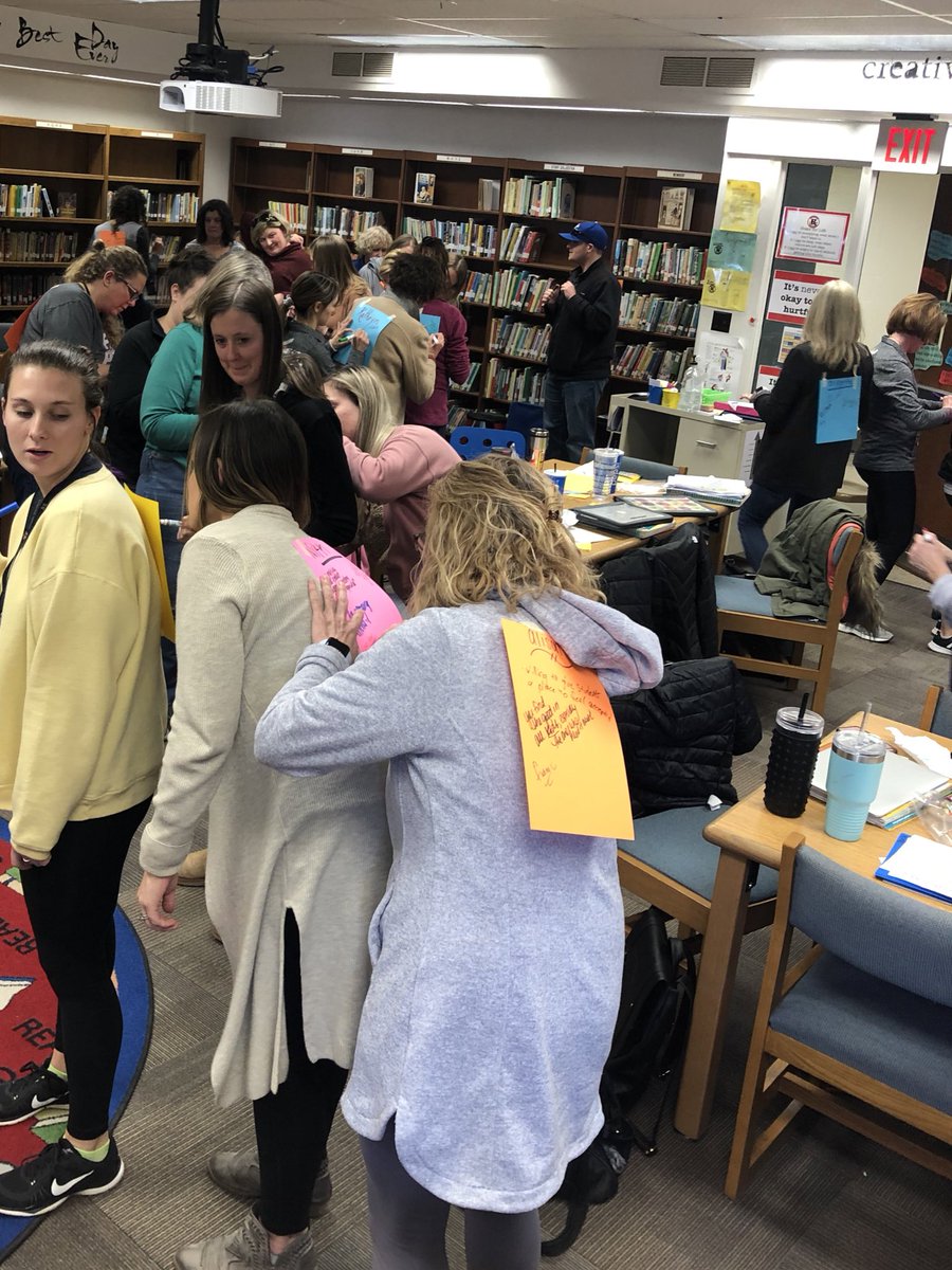 Rosehill512's tweet photo. While we’ve been busy working on proficiency scales and tier instruction, we also made time to write compliments to each other. ❤️🖤 #RHFamily https://t.co/ueoKtphTTG