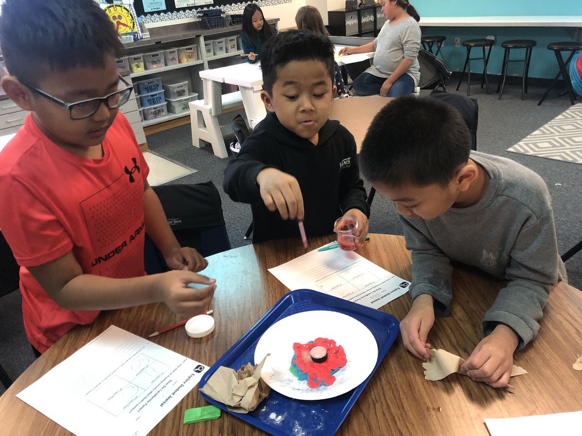 Mrs_Phillips3's tweet photo. We •lava• modeling new land created by volcanoes and had a •blast• with our materials! 🌋 #ilovevickery #LISDsci https://t.co/VjfgPoRqn9
