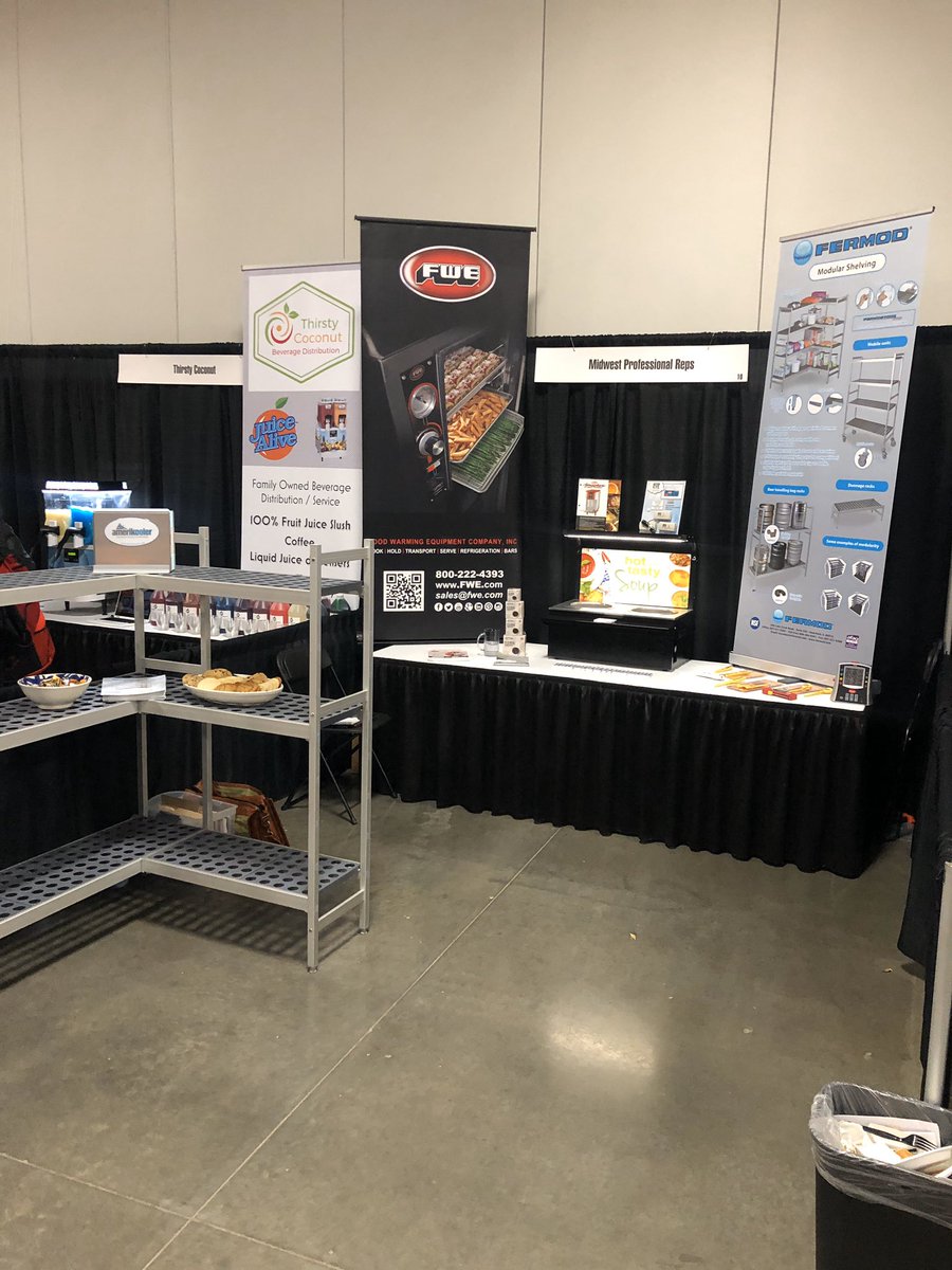 MidProReps's tweet photo. Stop in and see Chad Ridgway at the Heart of America vendor fair!
#fwe #hatco #fermod #cooperatkins #midproreps #heartofamerica https://t.co/xuaFP5Yyx4