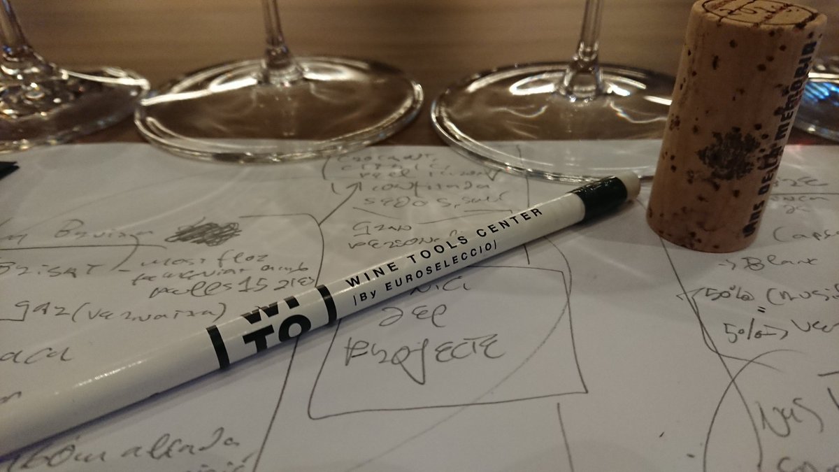 BrunoTannino's tweet photo. Un story-telling bestial que no responde a estrategia de marketing alguna, sino un serio afán investigador motivado primordialmente por el amor familiar.
#VinsDeLaMemòria #XaviNolla
#WITOBcn https://t.co/QRvFGXNUhx