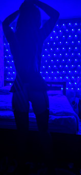 MiaTiny’s pics and videos