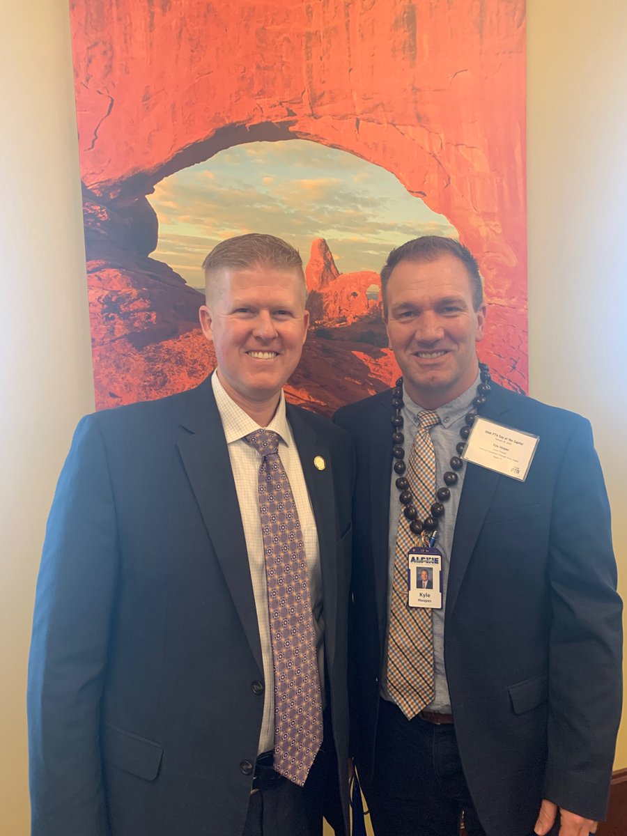 KyleLHoopes's tweet photo. Up on capital hill representing @alpineschools #asdshine #utahPTA and @grovecgrizzlies. Good to see our reps working for us and public education. Thanks @jonhawkins57 for taking a photo with me and being willing to visit #GVGrizzlyNation! https://t.co/SBP1bqbivJ