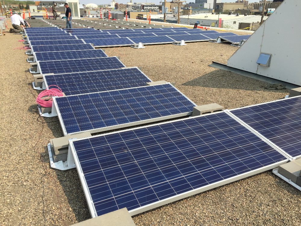 220yxe's tweet photo. Did you know... the Two Twenty has a solar panel installation on the roof and is part of the SES Solar Coop? And you could too! To learn more, join our pals from @EnvironSociety TONIGHT at the Francis Morrison Library. 7pm.  https://t.co/Qt0sTiM0mn https://t.co/u2AEivasXn