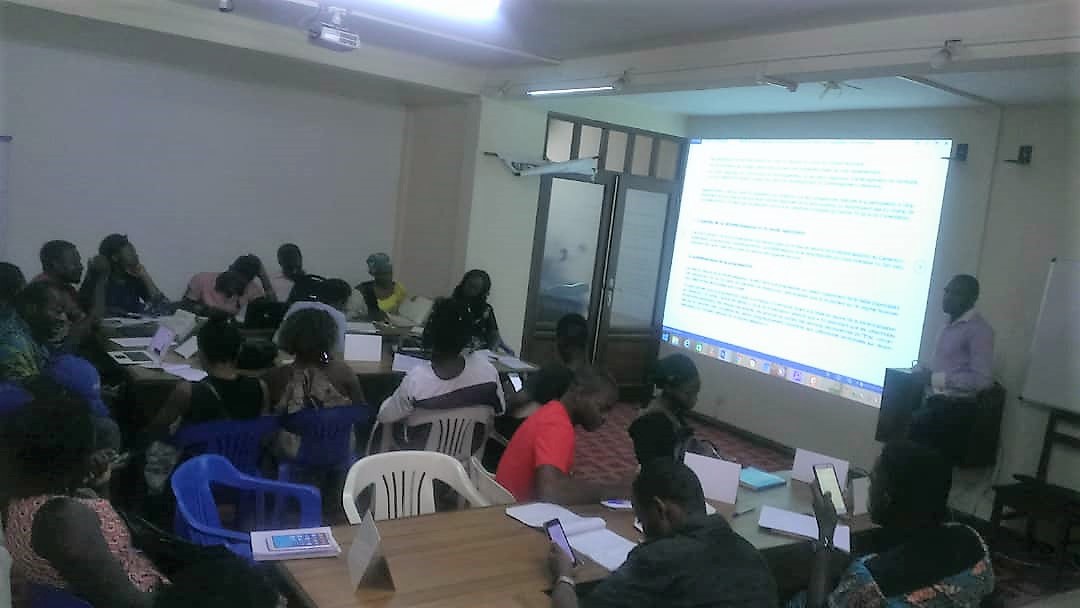GroupHuse's tweet photo. #Certification en #Développement_Local #PVH #HUSE
Fin de la 1ère partie. Il a été question de fournir aux volontaires des éléments conceptuels de base pour les #activités_de_développement des #capacités en matière de #décentralisation.Retour en images sur les séances de formation https://t.co/TA7hU3ZowJ