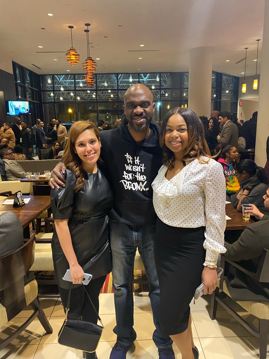 JasmineNHoop's tweet photo. So great to see Assembly Member @MrMikeBlake at the @BPHACaucus #Caucus2020 this weekend! Thank you for continuous support on child welfare issues in the BX! 🙌🏽🎉 https://t.co/Ya1gdnlG4c