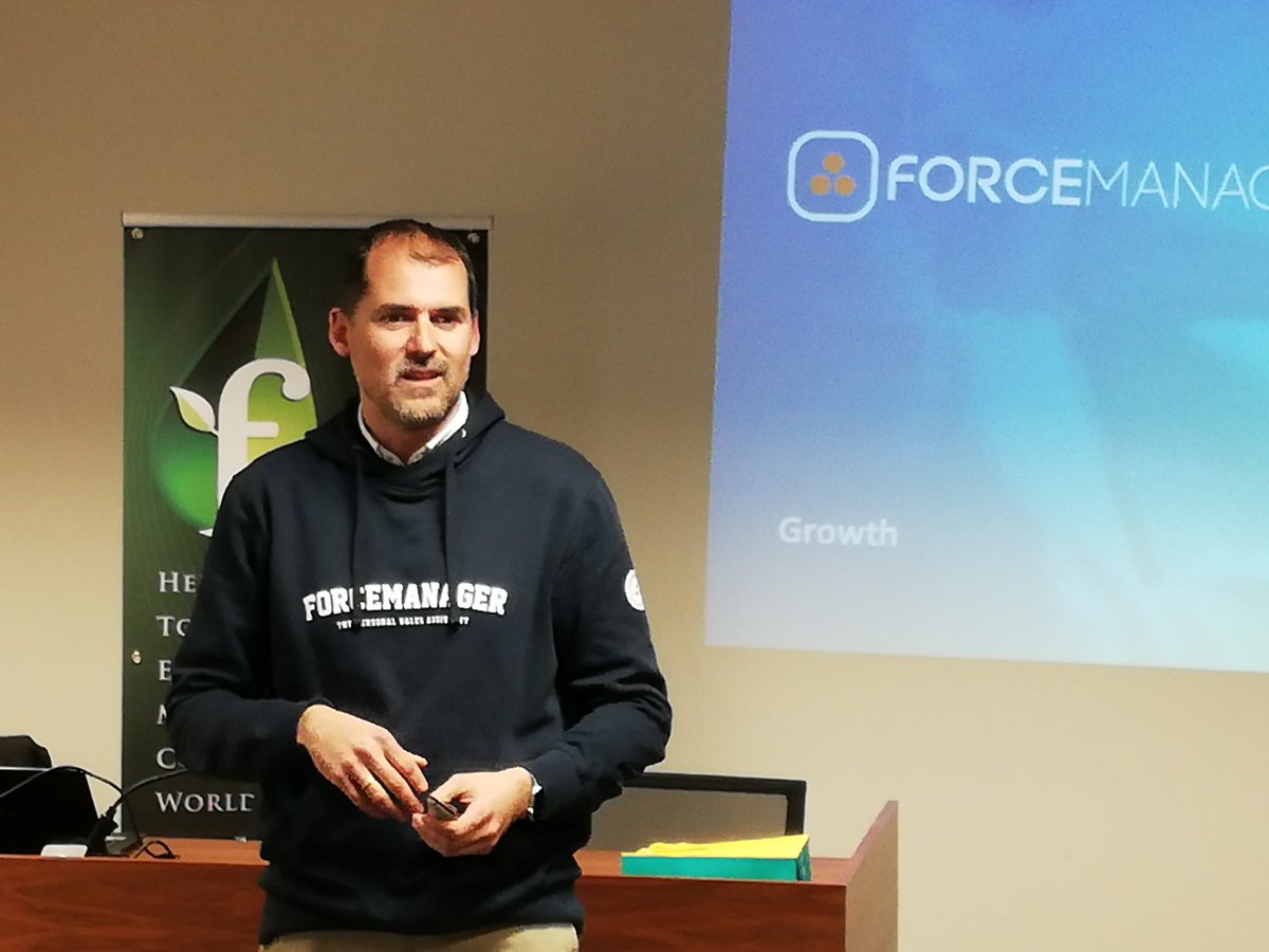 Quien mejor que el #CEO para hacer la primera venta <a href="/oscarmacia/">Oscar Macia</a> de @forcemanager mentor <a href="/foundingEs/">Founder Institute Es</a> con <a href="/BesOriol/">Oriol Bes</a> en @DWFRCD #Growth #execution