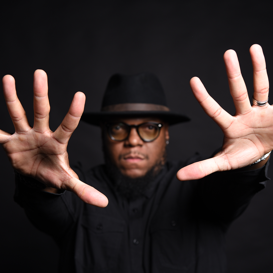 rootsmusicinc's tweet image. Tomorrow night @electrickif with Shaun Martin Three-O @Shunwun in Jupiter, FL at Palm Beaches premier waterfront venue @guanabanasjup RSVP and show details here:  buff.ly/2SlVka7