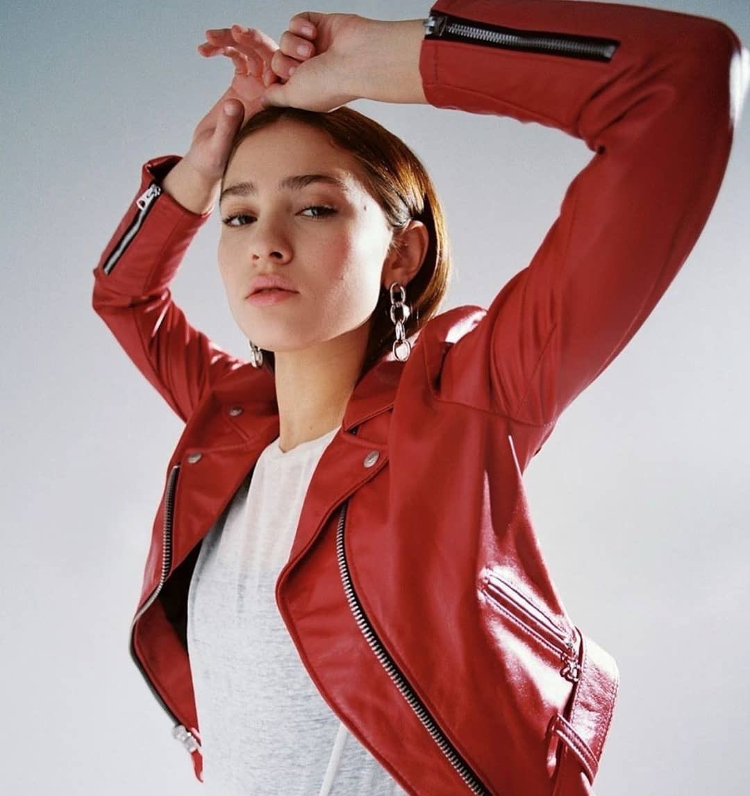 starlaunching's tweet photo. Launch model Bianca Finch modeling for Urban Outfitters. #LaunchTalent #BiancaFinch #StarLaunching #LaunchModelManagement #nextmodels https://t.co/FPuivpn0Lv