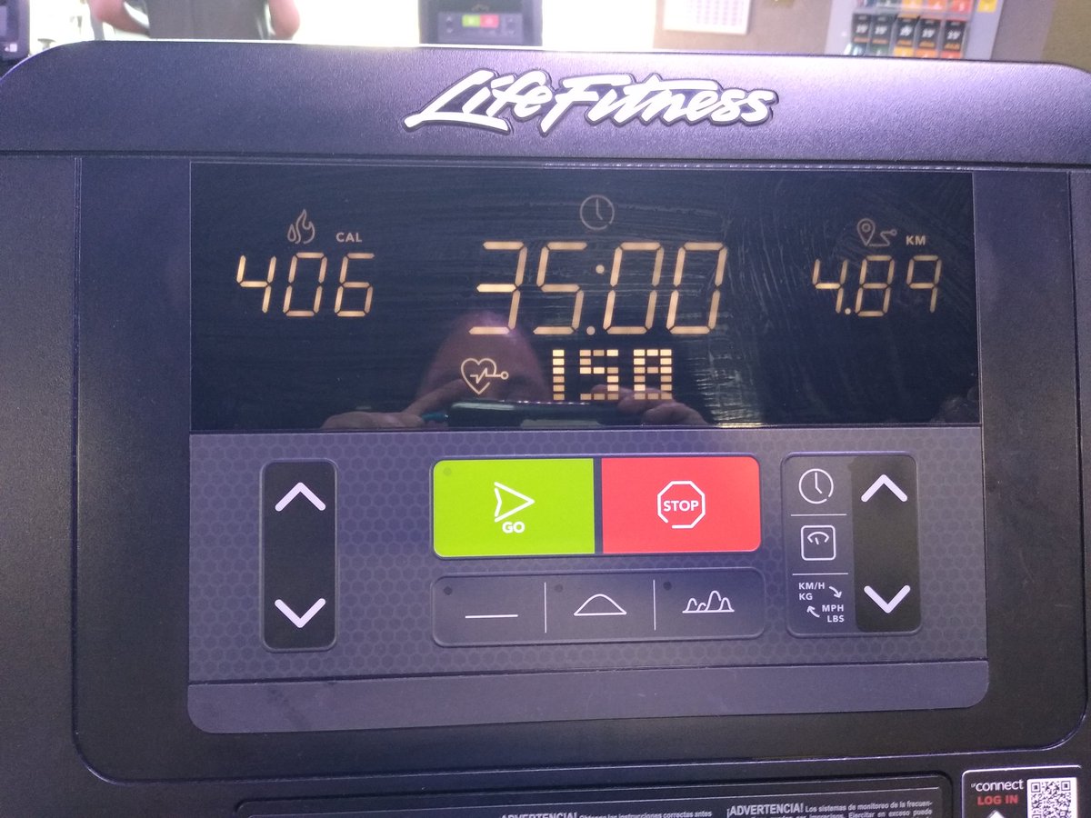 CrysDeAlcaraz's tweet photo. Comienza mi preparación rumbo a mi primer medio maratón 2021 #YoElegiCorrer https://t.co/vh4P5rNqik
