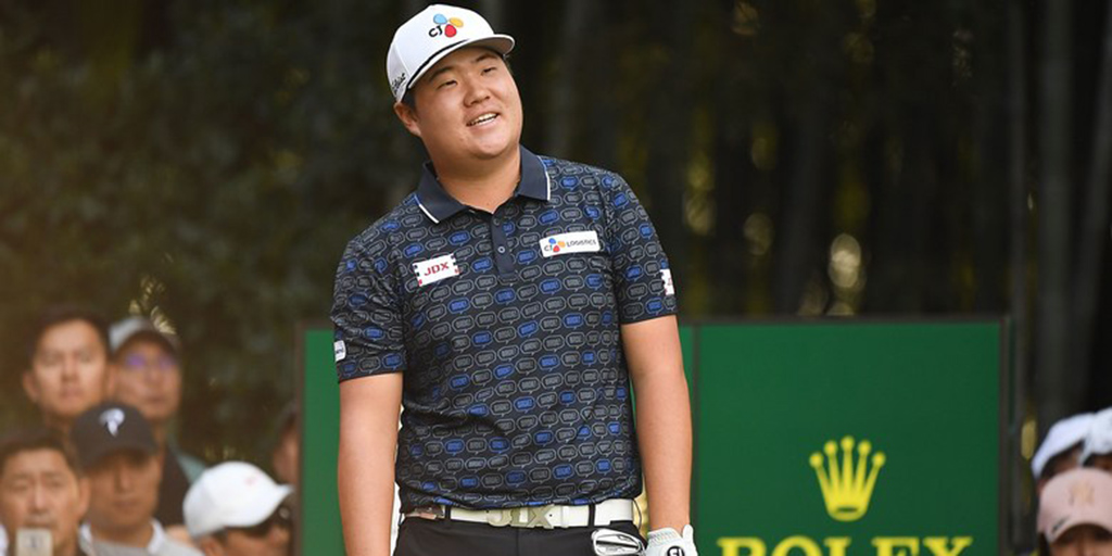 GolfDigest's tweet photo. "It’s hotel to hotel, and I have to find a golf course that will host me for the week."

Sungjae Im discusses his nomad life on the PGA Tour: https://t.co/tykSsLJosC https://t.co/VB7jbhm41z