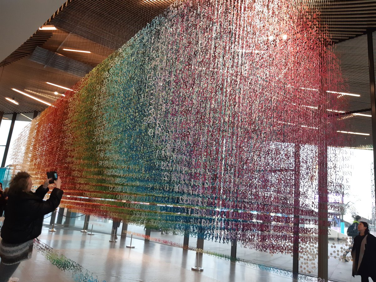 Free art installation at @NOWGallery in Greenwich, just opposite O2
Slices of Time by
Emmanuelle Moureaux
#free #art #londonislovingit #greenwich #greenwichhour #travel