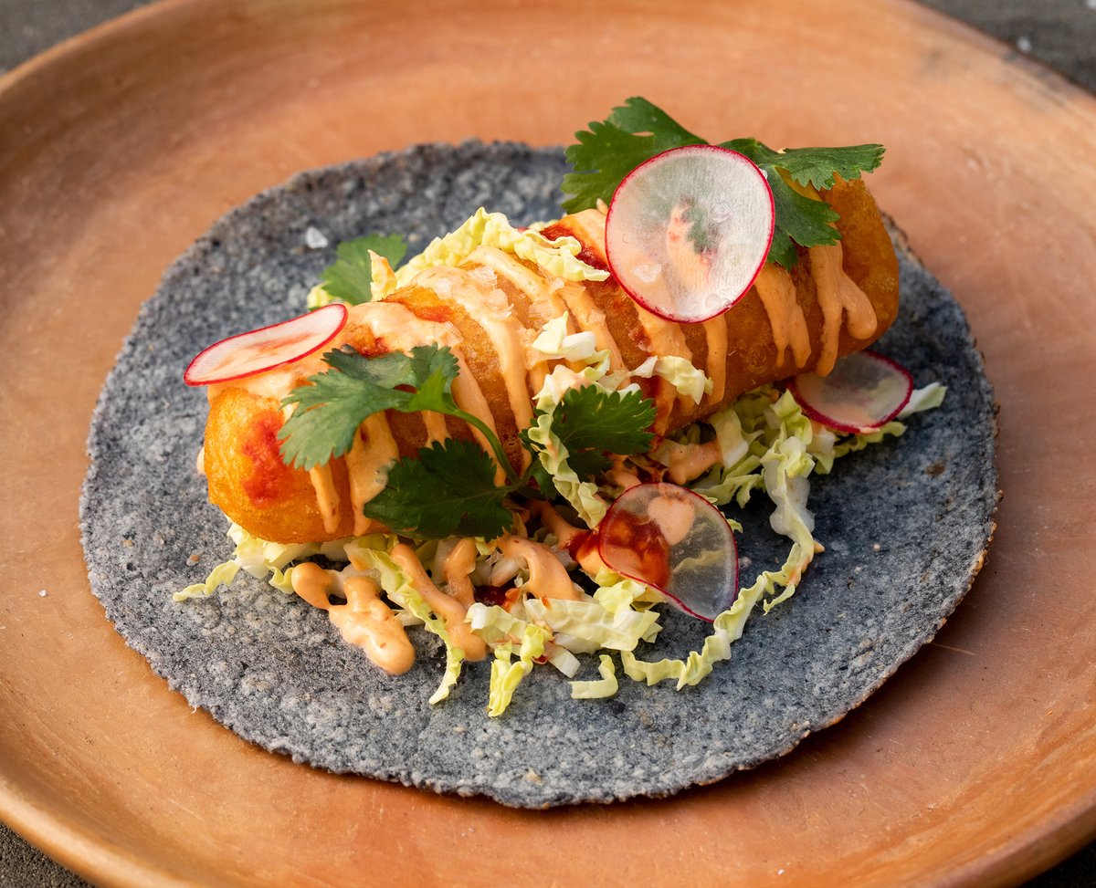 When you realize it's Taco Tuesday... Join us at La Calenda on Tuesdays from 3pm-6pm for $5 tacos, 1/2 off cocktails, and 1/2 off draft beer! #BuenProvecho #LaCalenda