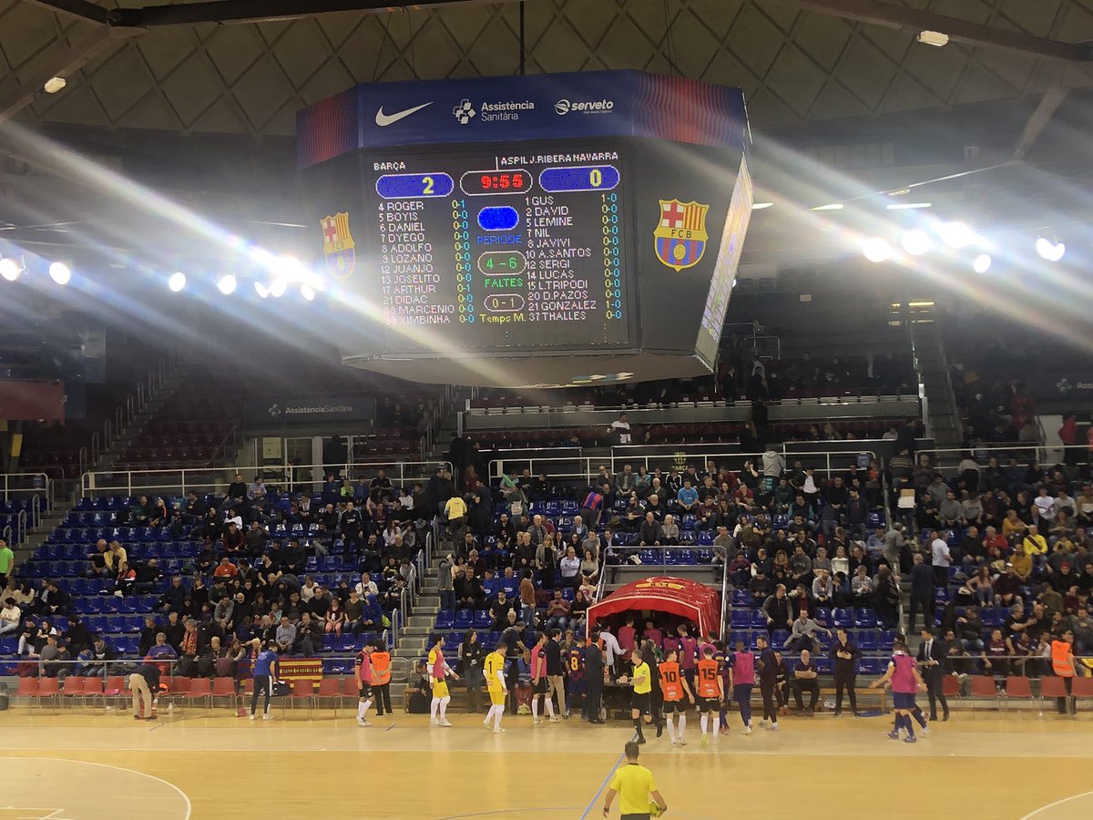 ⚽️ Descans al Palau
@FCBfutbolsala 2 - 0 Aspil
#ForçaBarça🔵🔴 #SempreFidels #MaiNoCaminaràsSol – at Palau Blaugrana