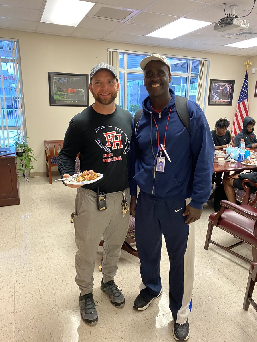 DYounce-AP@FHCHS tweet media