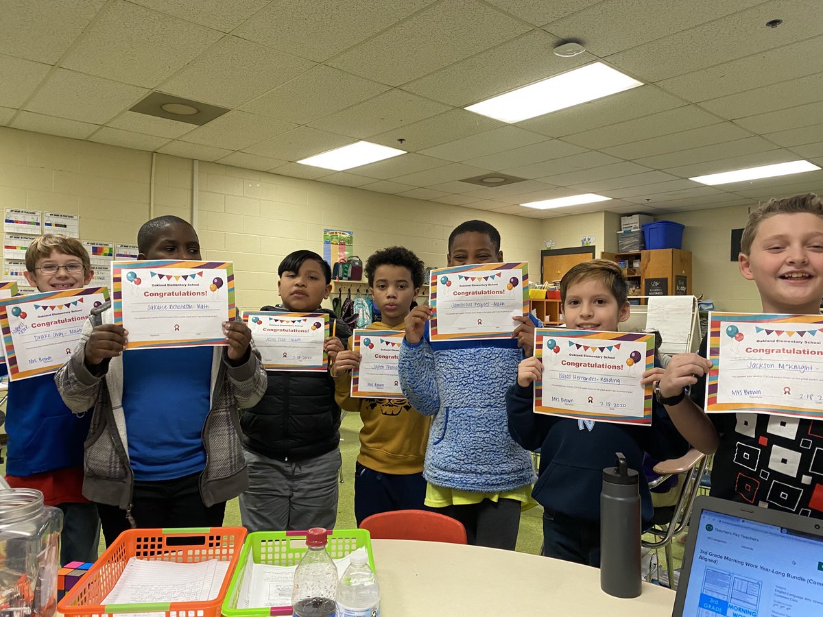 OESrockSTARS's tweet photo. #ToOESandBeyond 

Mrs. Brown’s scholars couldn’t wait to show off their certificates for their academic accomplishments on FOCUS 9! Way to shine! #BoyStarPower ⁦@suptking⁩ https://t.co/jKonS4sNDV