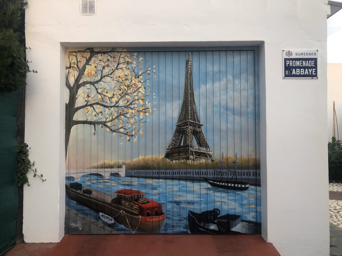 Konestiloart's tweet photo. En un rinconcito del sur. @konestiloart #konestilo #konestiloart #paris #france #riosena #puente #otoño #graffiti #garage #garaje #chalet #torreeiffel #toureiffel #champselysees #spraypaint #onlyspray #nbqpro https://t.co/zJ0gu6qslY