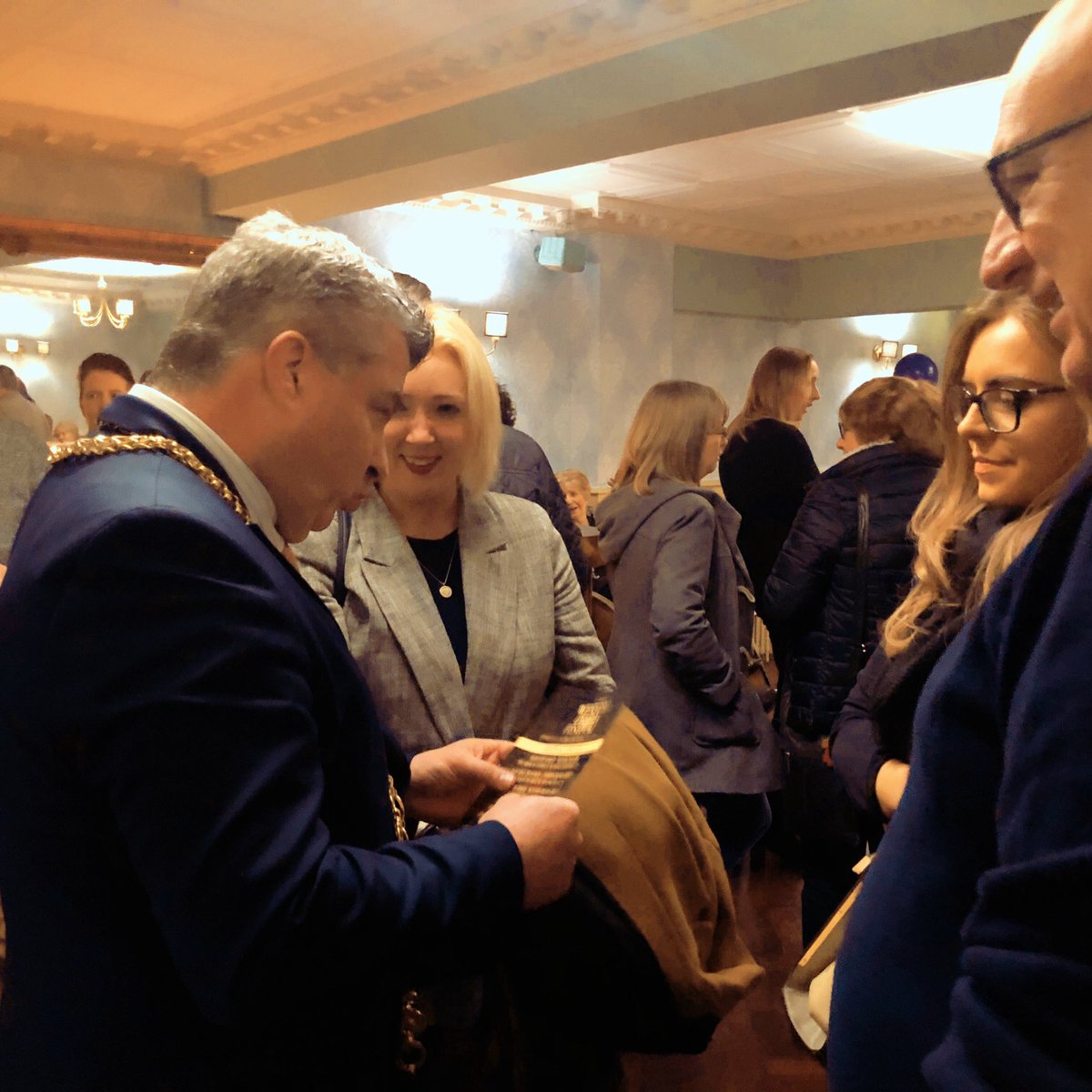 WexfordFest's tweet photo. Thank you everyone for coming to our launch @riverbankhotel tonight &amp; to Bridge Choir, Ballycogley Players &amp; Wexford Drama Group for the entertainment and mayor George Lawlor for launching for us tonight. #WexfordDramaFest2020 is gonna be epic! https://t.co/iCsbhAoIwV