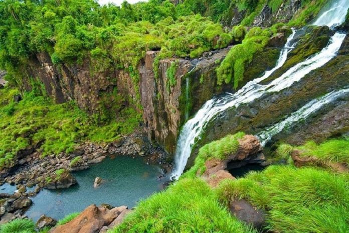 macajorgec's tweet photo. Gerardo Romano: "En Jujuy no hay árboles, no hay agua, la tierra es árida"
Jujuy: https://t.co/uiu3OPyg8S