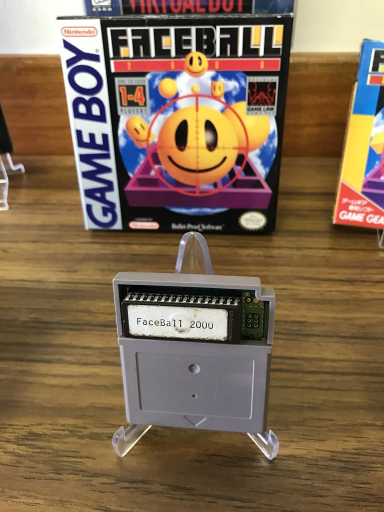 WeirdAndRetro's tweet image. Last night at #RetroTuesday » brought along some of my #Faceball2000 collection for link-up as well as Show ‘N Tell. Super stocked to have picked up the Faceball 2000 development cart from #BulletProofSoftware back in the day as getting this nowadays would cost an arm &amp;amp; 3 legs!