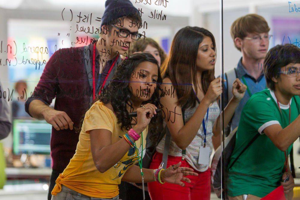 144. The Internship (2013)