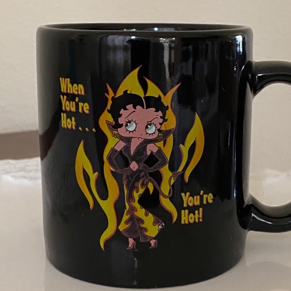 So good I had to share! Check out all the items I'm loving on @Poshmarkapp #poshmark #fashion #style<a href="/tag/fashion"class="tags"><span>#fashion</span></a><a href="/tag/shopmycloset"class="tags"><span>#shopmycloset</span></a><a href="/tag/style"class="tags"><span>#style</span></a><a href="/tag/poshmark"class="tags"><span>#poshmark</span></a><a href="/tag/elietahari"class="tags"><span>#elietahari</span></a>