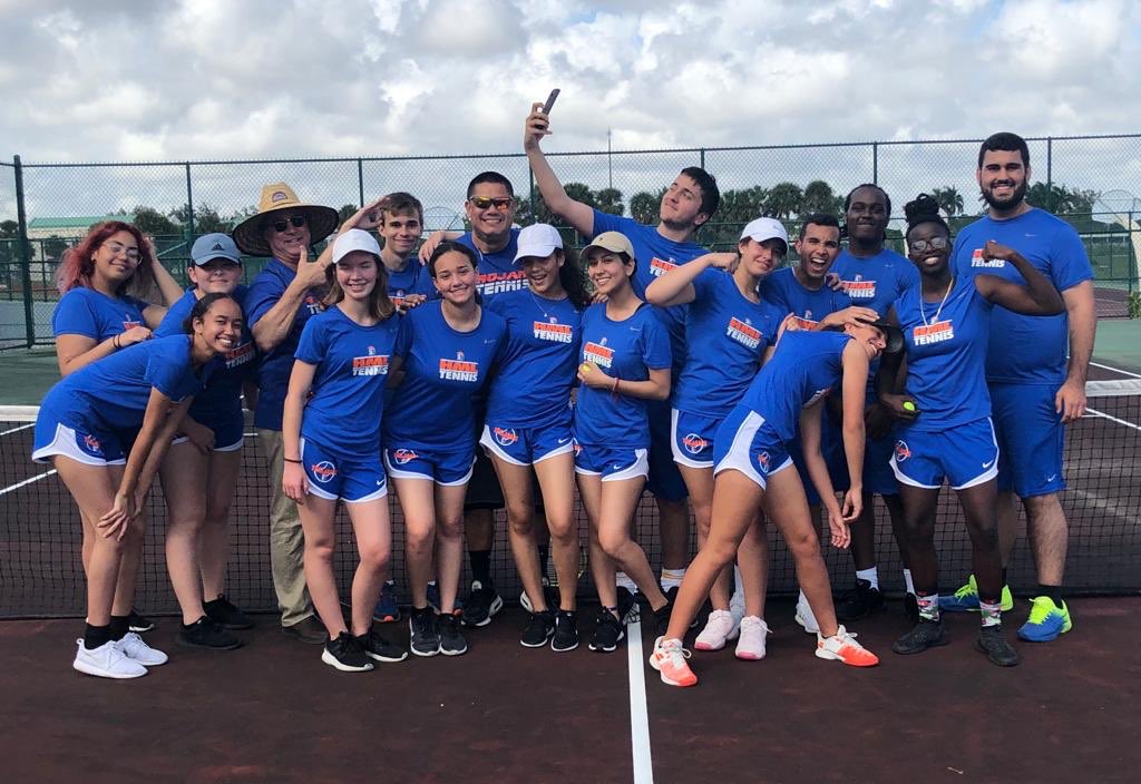 HML TENNIS 2020. Love our students