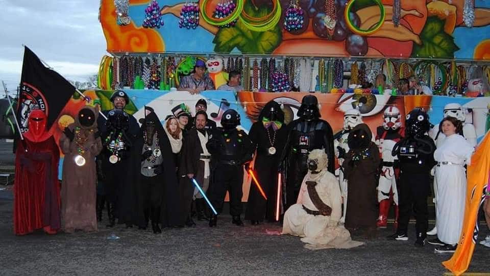 501stSPD's tweet photo. TR-51572 on troop at Krewe of Rio Mardi Gras Parade in Lafayette (Los Angeles) on February 15, 2020.
๐ธ: Bast Alpha Garrison
#SovereignProtectors
#BastAlphaGarrison
#501stLegion
#RebelLegion
#BadGuysDoingGood https://t.co/ACHoz6MxHe