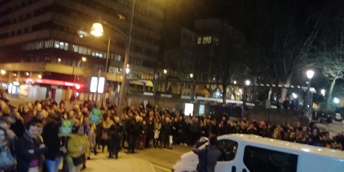 PedroBa59328528's tweet photo. @ourensedixital #intermidaldigna #TrenDignoOU https://t.co/BzyxYxJ5c2