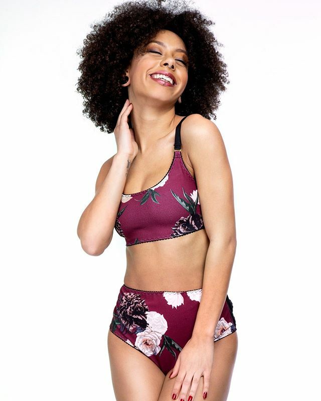 colie_co's tweet image. Happy, happy, happy ☀🌺 It is a great day for lounging in lingerie, drinking tea &amp;amp; watching movies ❤ #ColieCo #Ethical #Sustainable #ReclaimedFabrics ift.tt/2SOxrXC