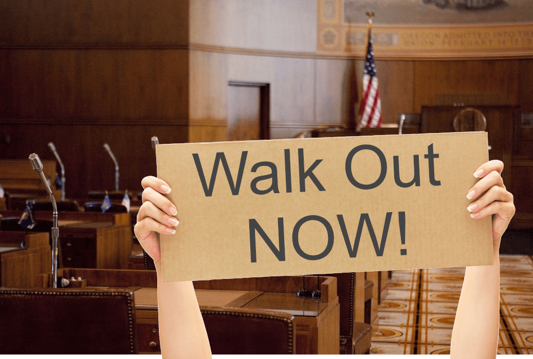 advance_liberty's tweet photo. https://t.co/t76yUPrDmD Newest outrageous move in OR leg is the House’s passage of HJR 202, a constitutional amendment that makes affordable quality health care a right in OR. Another first-in-the-nation bit of socialism. The implications are enormous. #walkoutnow #orpol #orleg https://t.co/BVRVix8WNW