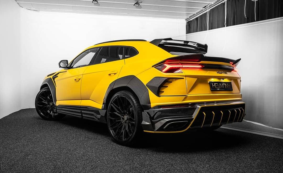 tracksandtest's tweet photo. *Lamborghini Urus By Keyvany*
Keyvany puso las manos en la Lamborghini Urus modificando el V8 biturbo de 4.0 litros que ahora genera 820 HP y 811 lb-ft de torque.
#lamborghini #urus #lamborghiniurus #v8 #biturbo #bodykit #keyvany #tracksandtest #suv https://t.co/CdUMaT2ulc