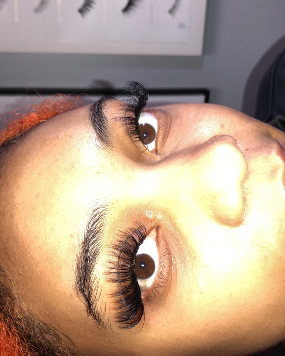 y0urmaint0pic's tweet photo. I’m a 19 year old lash artist✨ located in Glen Burnie MD📍follow my lash page on IG -blinkedbyny💕💕 my next client could be on your timeline🥰 https://t.co/xqSIZgmo14