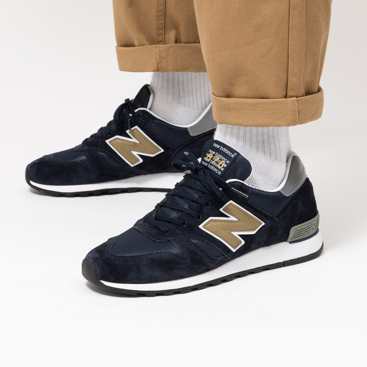 new balance 670 classic orange