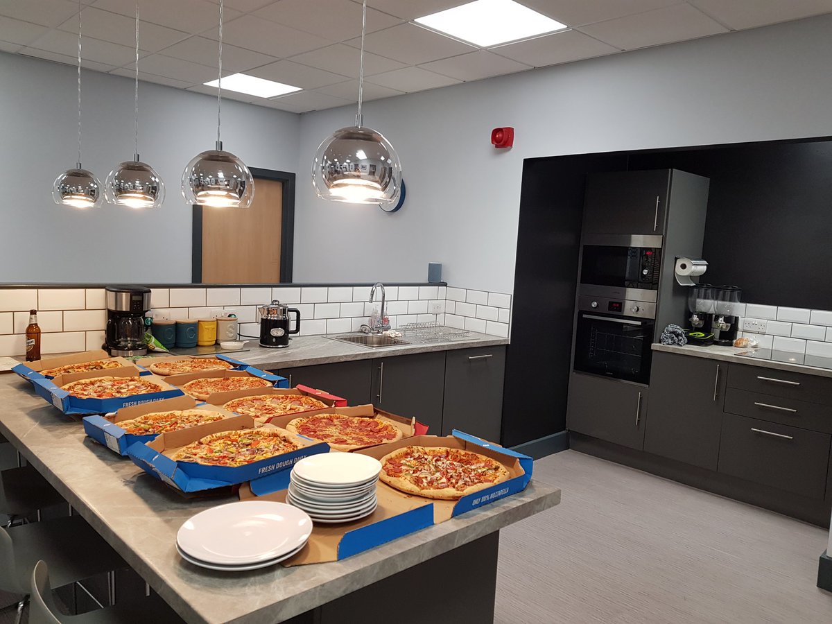 JBCAccountants's tweet photo. First look around the new @ActiveFinancial 'offices' for the Champions League social. Wonderful space and always perfect when theres a dominoes involved! Thanks for the invite 👍😊 https://t.co/YlxnF1cGLi