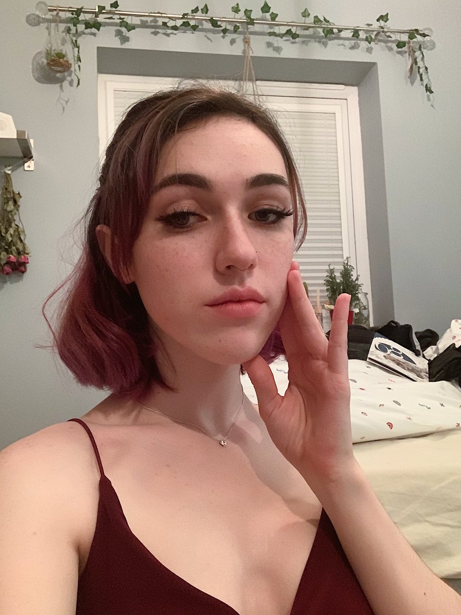 starryfreckles's tweet image. Me appreciation post