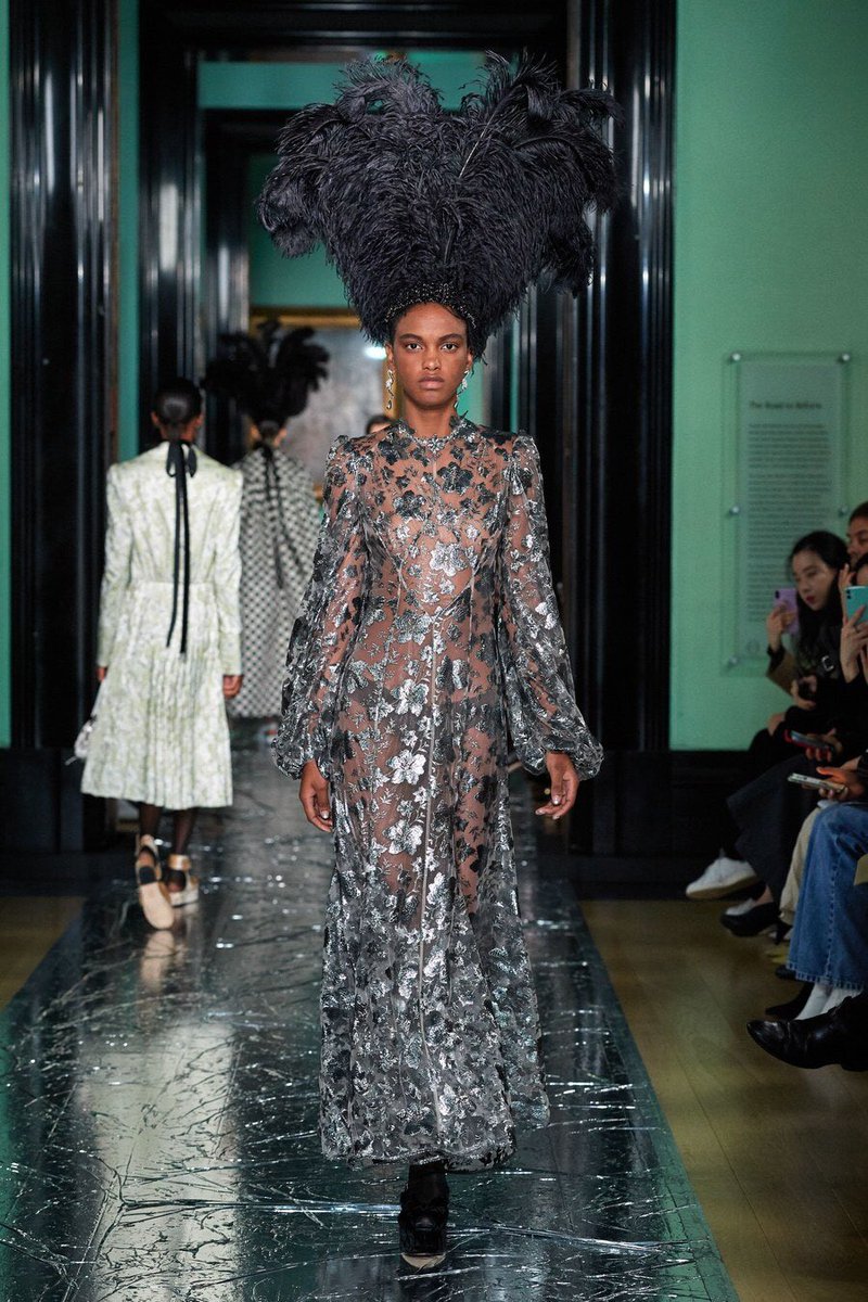 jaynwankwo's tweet photo. Truly a gorgeous collection inspired by Cecil Beaton! If I could, I would buy them all  @erdem https://t.co/sSFnbzzGAp