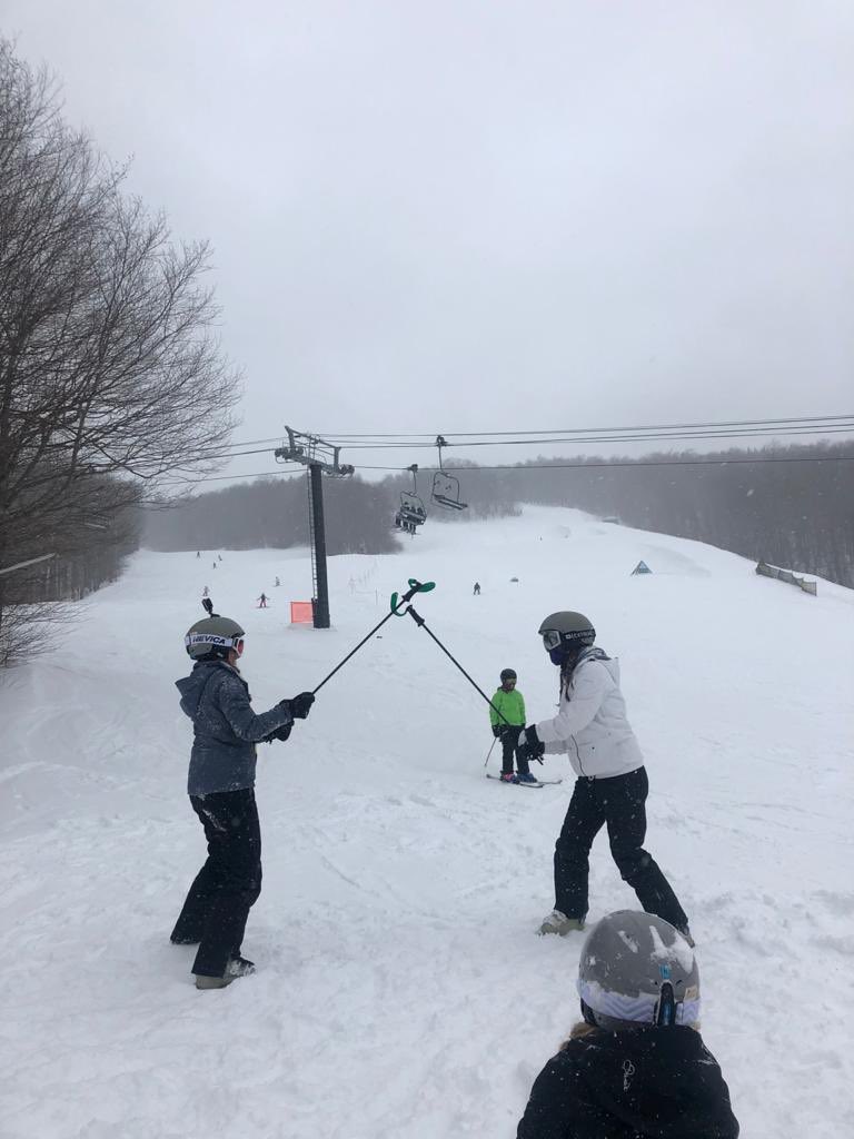 TGAS_PE's tweet image. New use for the poles? #TGSkiUSA